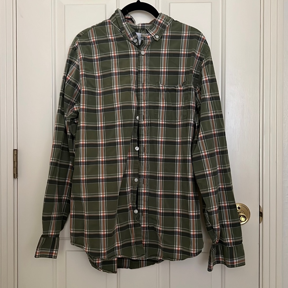 3/$10 Old Navy Everyday Regular Fit Shirt with Built-in Flex